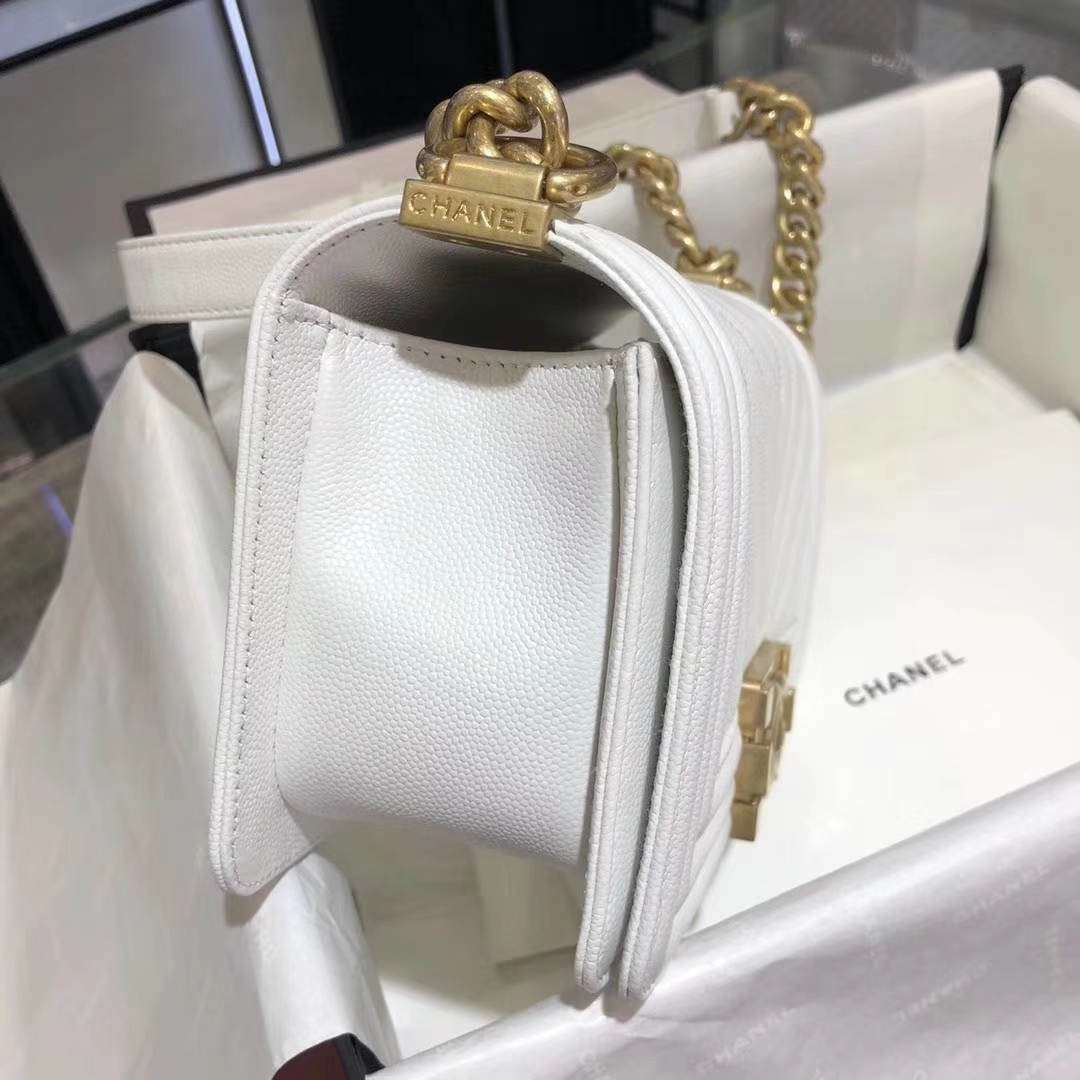Chanel 香奈儿 leboy  进口小鱼子酱 V格款 白色 沙金 20cm
