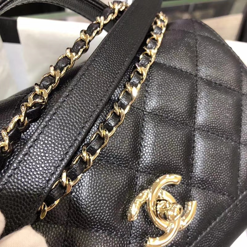 Chanel香奈儿 邮差包 20cm 黑色 进口小鱼子酱 香槟五金 现货