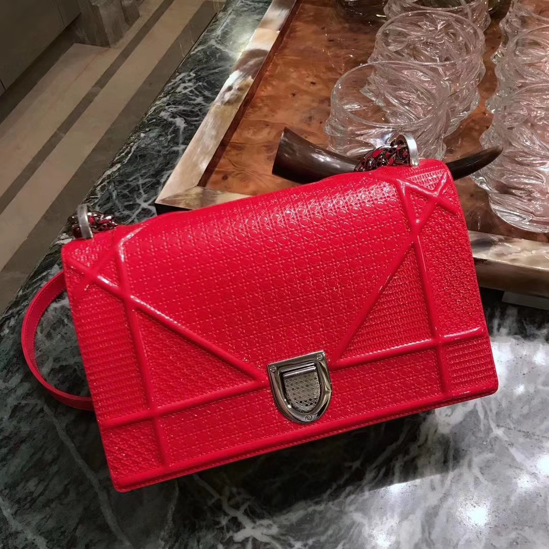 Dior 迪奥 腾格纹 牛皮压花 大红色 25cm