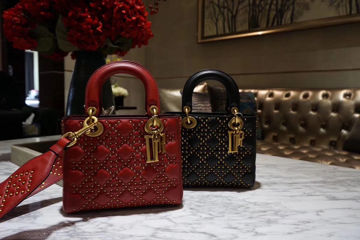 Dior 迪奥 牛皮 柳钉戴妃包 Lady Dior 三格17cm 最高品质