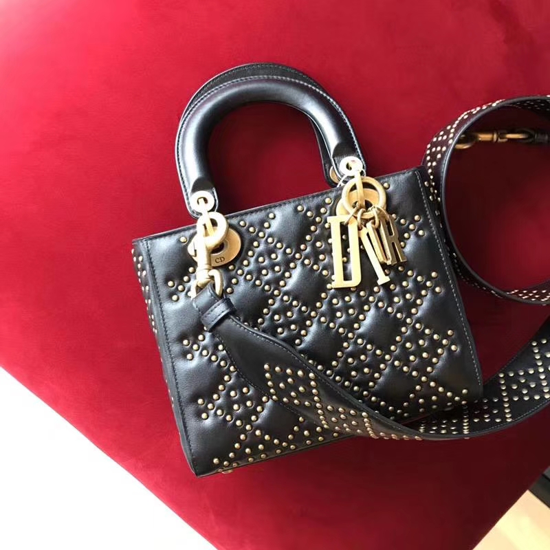 Dior 迪奥 牛皮 柳钉戴妃包 Lady Dior 三格17cm 最高品质