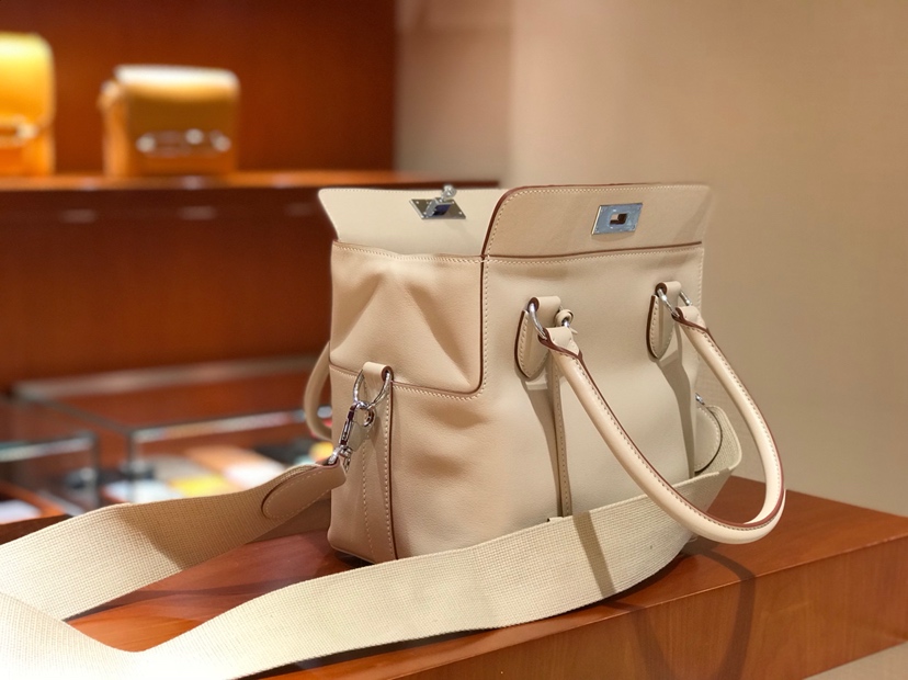 HERMES 爱马仕 专柜新款 Toolbox Swift 牛奶盒 20cm 风衣灰