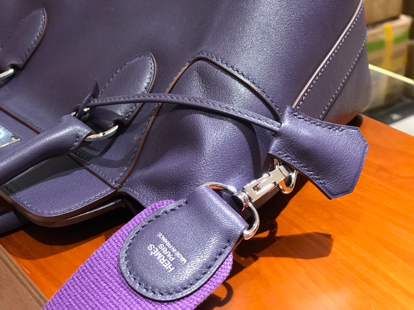 HERMES 爱马仕 专柜新款 Toolbox Swift 牛奶盒 20cm 梦幻紫