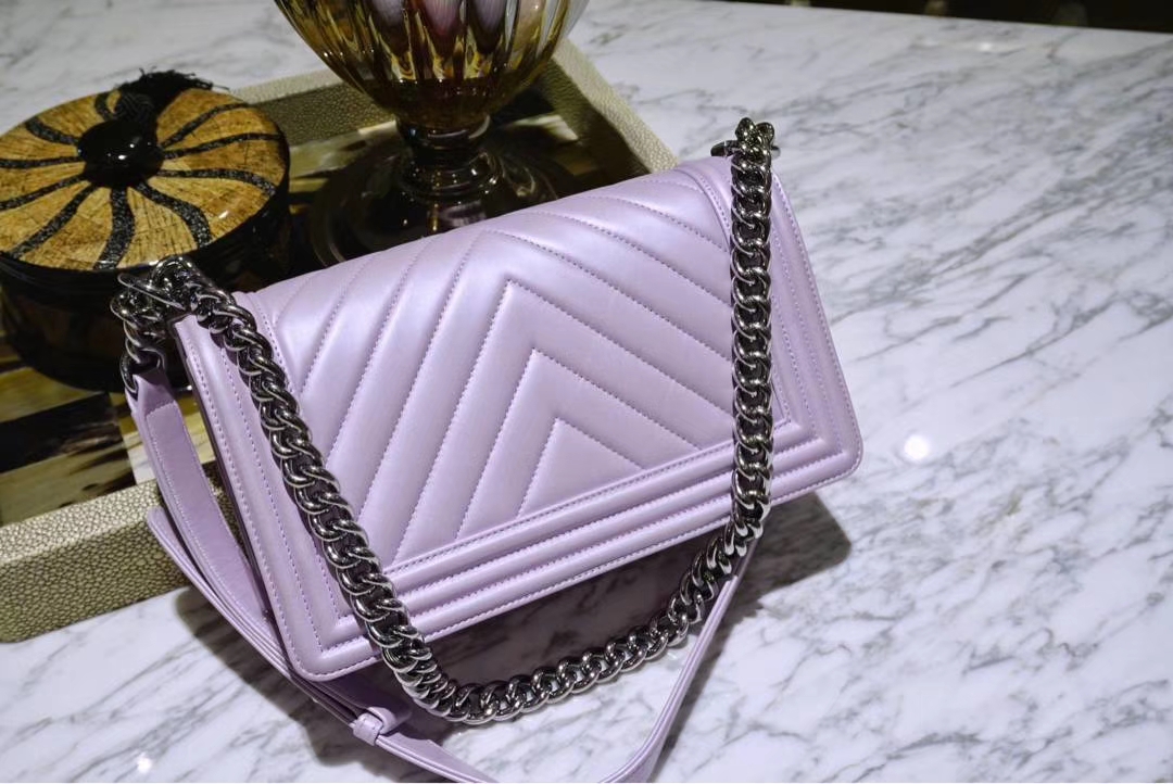 Chanel 香奈儿 Leboy系列  25cm 原厂小羊皮 珠光粉色 大理石纹琉璃五金 V型