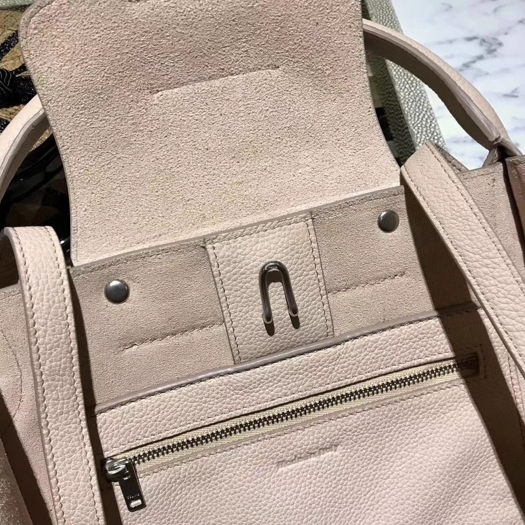 CÉLINE  购物袋   专柜同步发售  中号  24x26x22cm  裸粉色