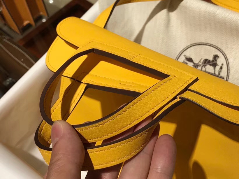 Hermes 爱马仕 Halzan swift 琥珀黄 银扣 配全套专柜原版包装
