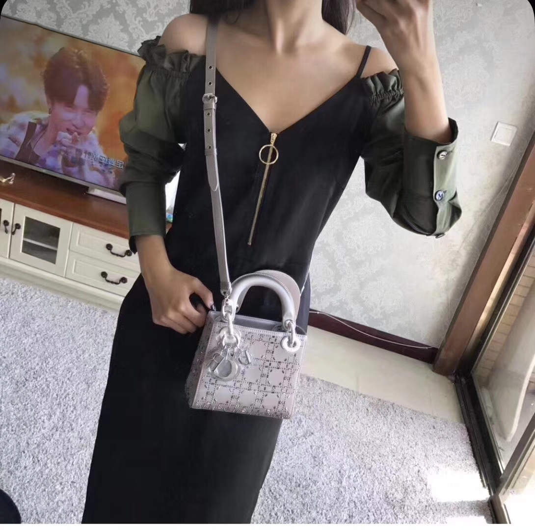 Dior 限量款 三格缎面灰色 水钻包 一件代发 媲美正品