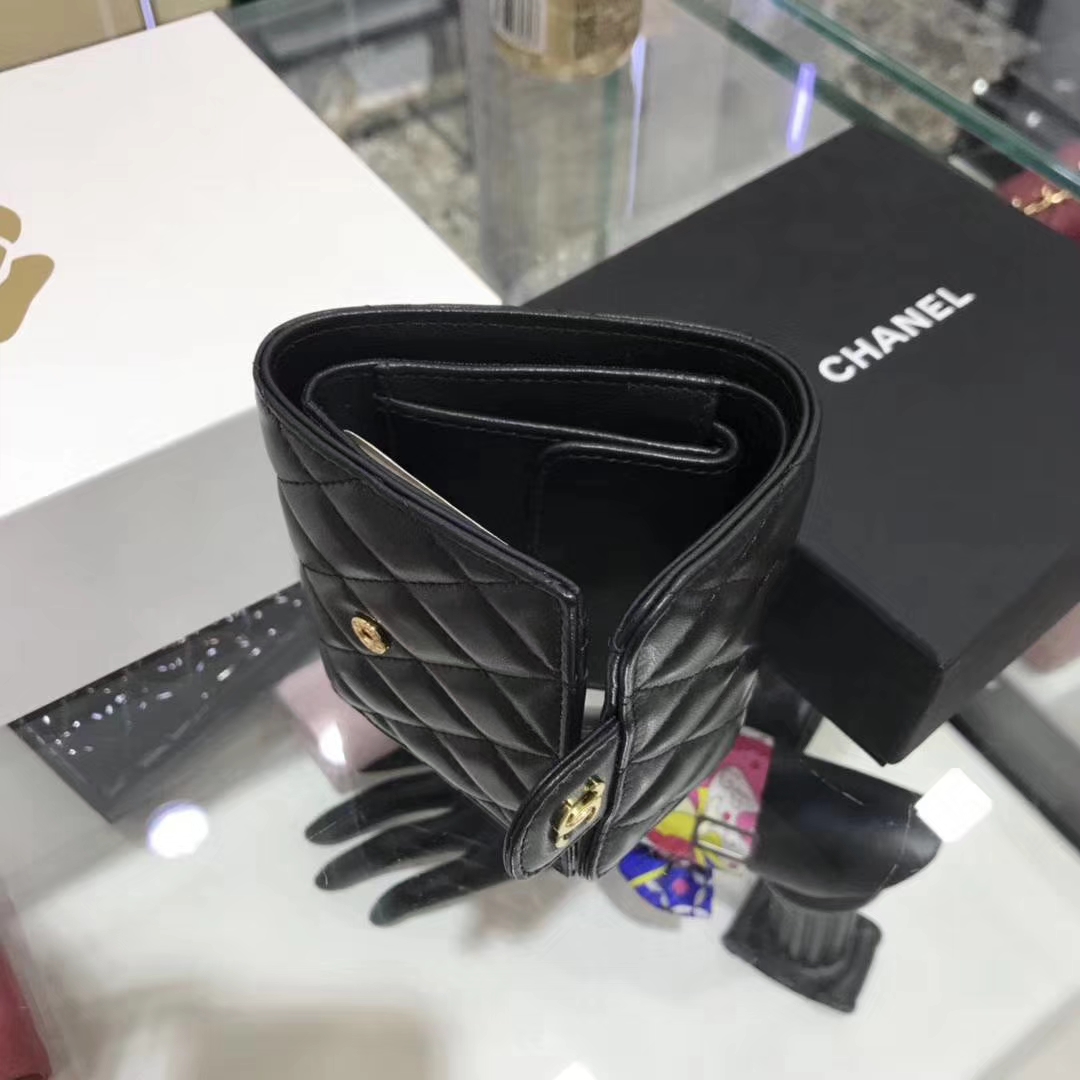 Chanel香奈儿 钱包 小羊皮 黑色 短夹
