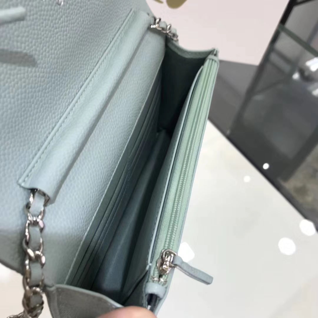 Chanel香奈儿 WOC  球纹 浅蓝牛皮 银色五金
