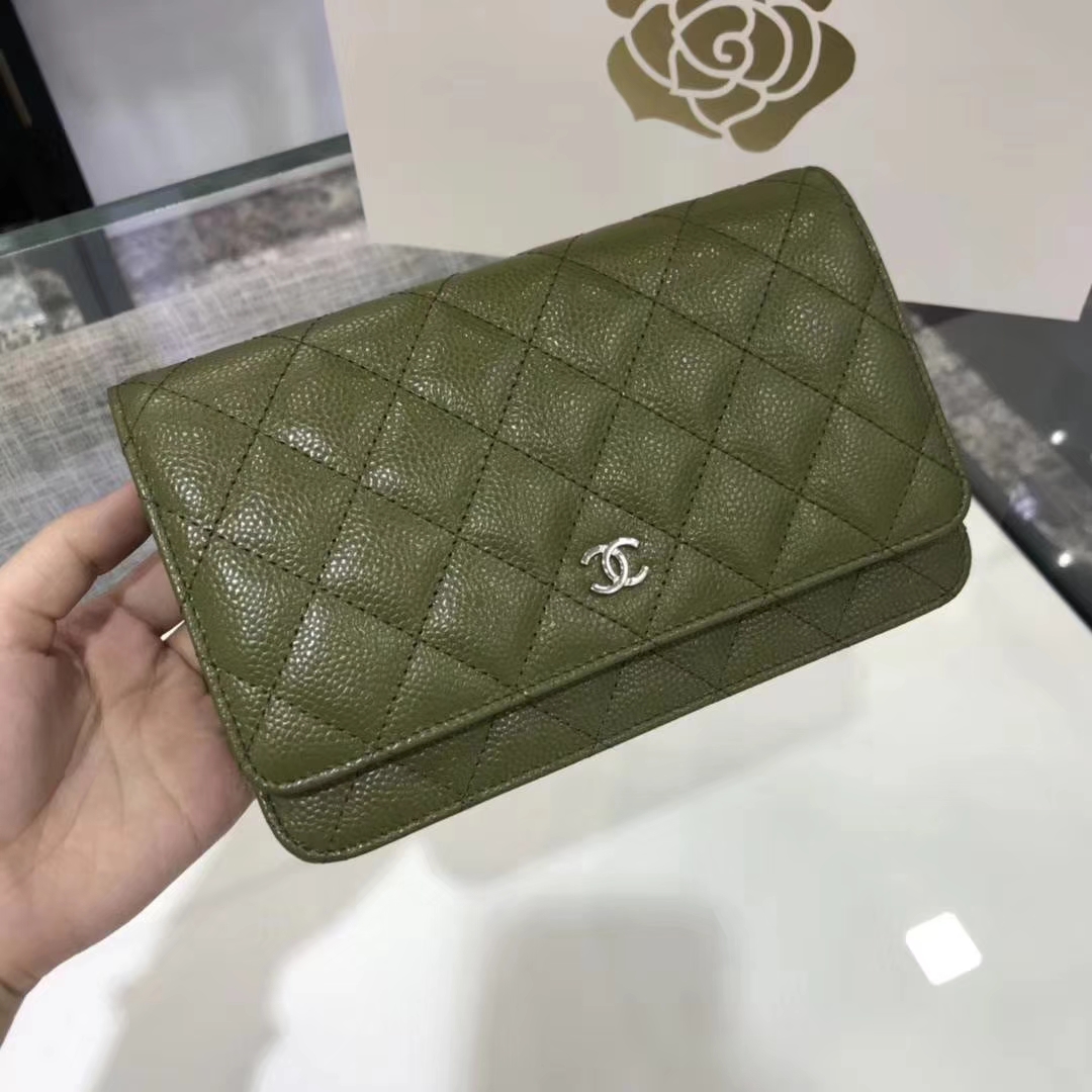 Chanel香奈儿 WOC  球纹 军绿色牛皮 银色五金