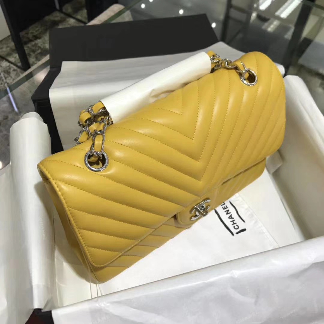 Chanel 香奈儿 VZ系列 25cm 进口小羊皮 芒果黄 银扣