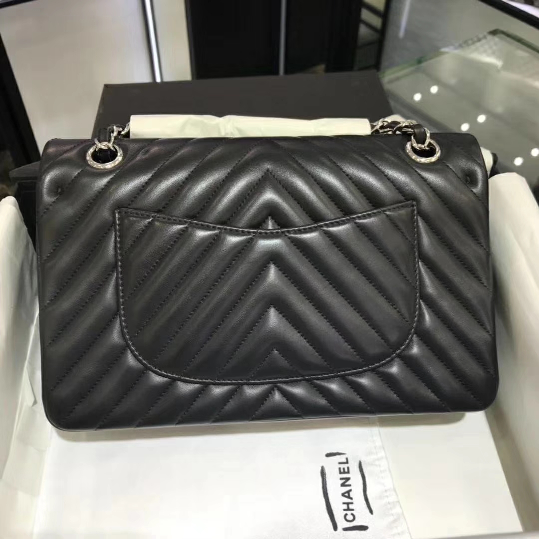 Chanel 香奈儿 VZ系列 25cm 进口小羊皮 黑色 银扣