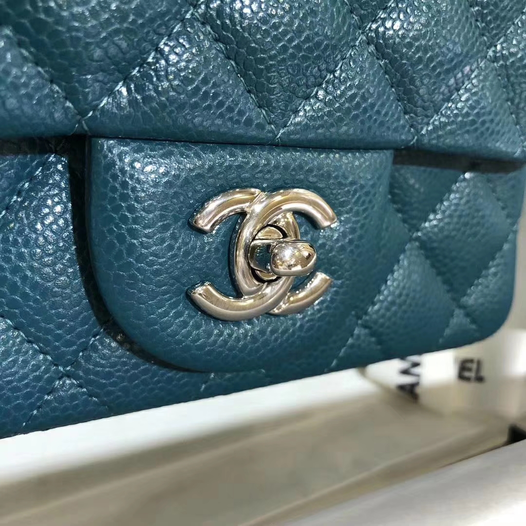 Chanel 香奈儿 Cf系列 17cm 进口鱼子酱 翡翠兰 银扣