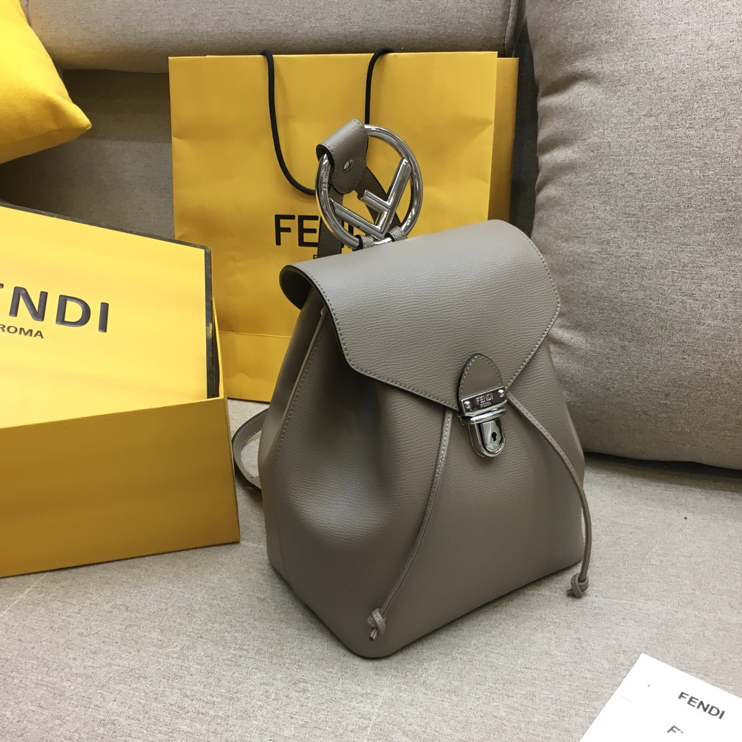FENDI新款背包 灰色 全新F标志 5508 抽绳开合 21x15x25