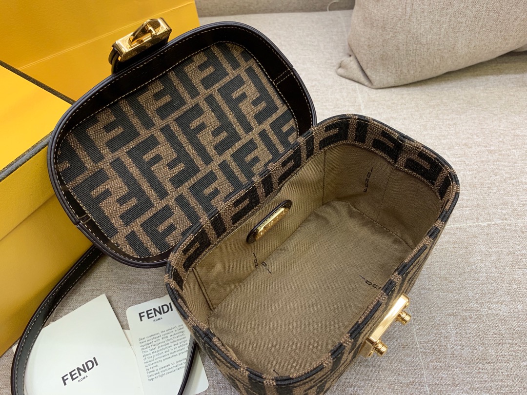 FENDI 芬迪 vintage 盒子 大容量 棕色FF图案 17x12x9cm 棕色 8002 