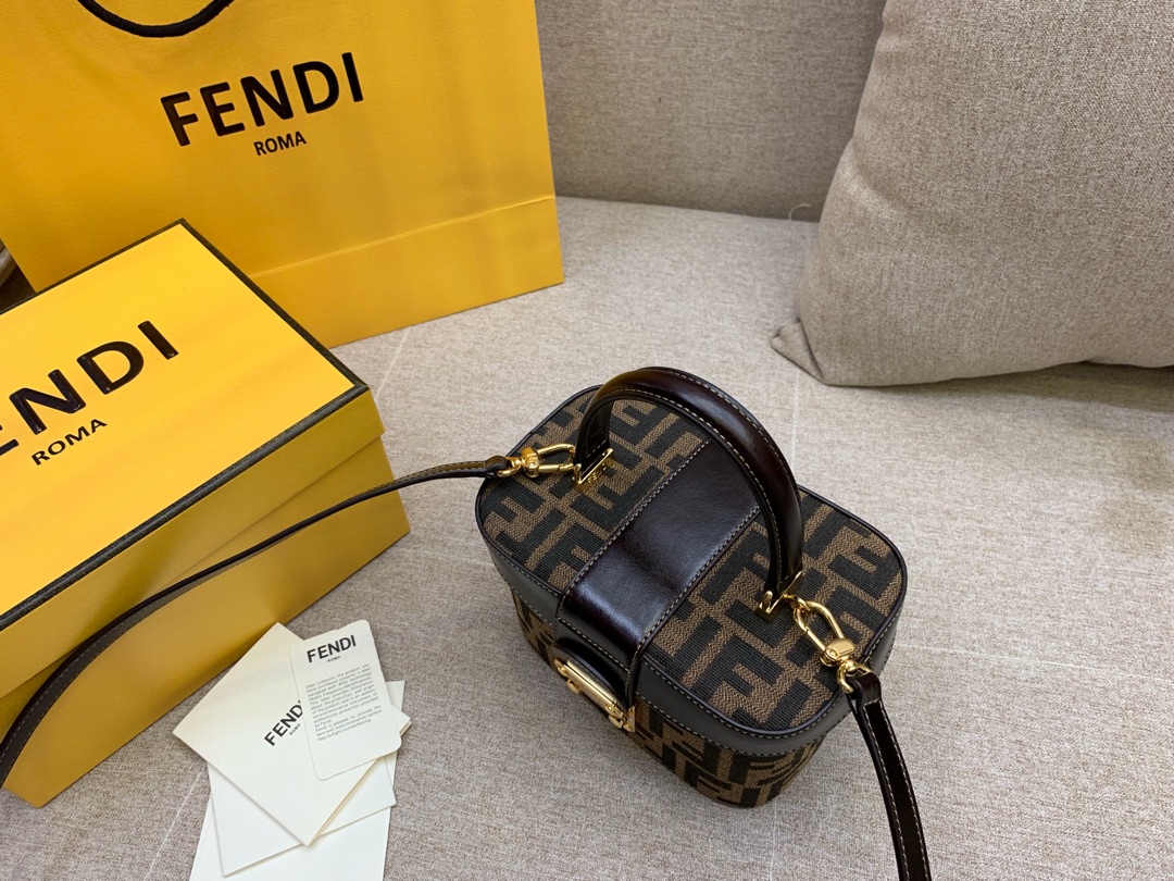 FENDI 芬迪 vintage 盒子 大容量 棕色FF图案 17x12x9cm 棕色 8002 