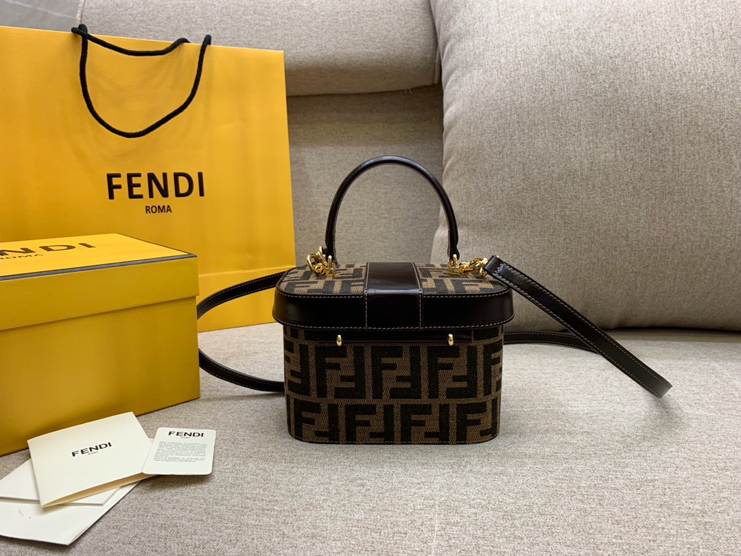 FENDI 芬迪 vintage 盒子 大容量 棕色FF图案 17x12x9cm 棕色 8002 