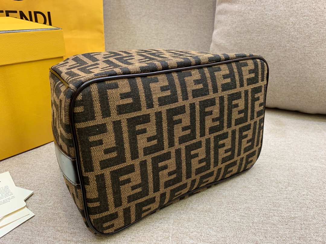 Fendi 芬迪 现货 vintage 中古老花化妆包 专柜复刻 老花FF 复古 25x15x17