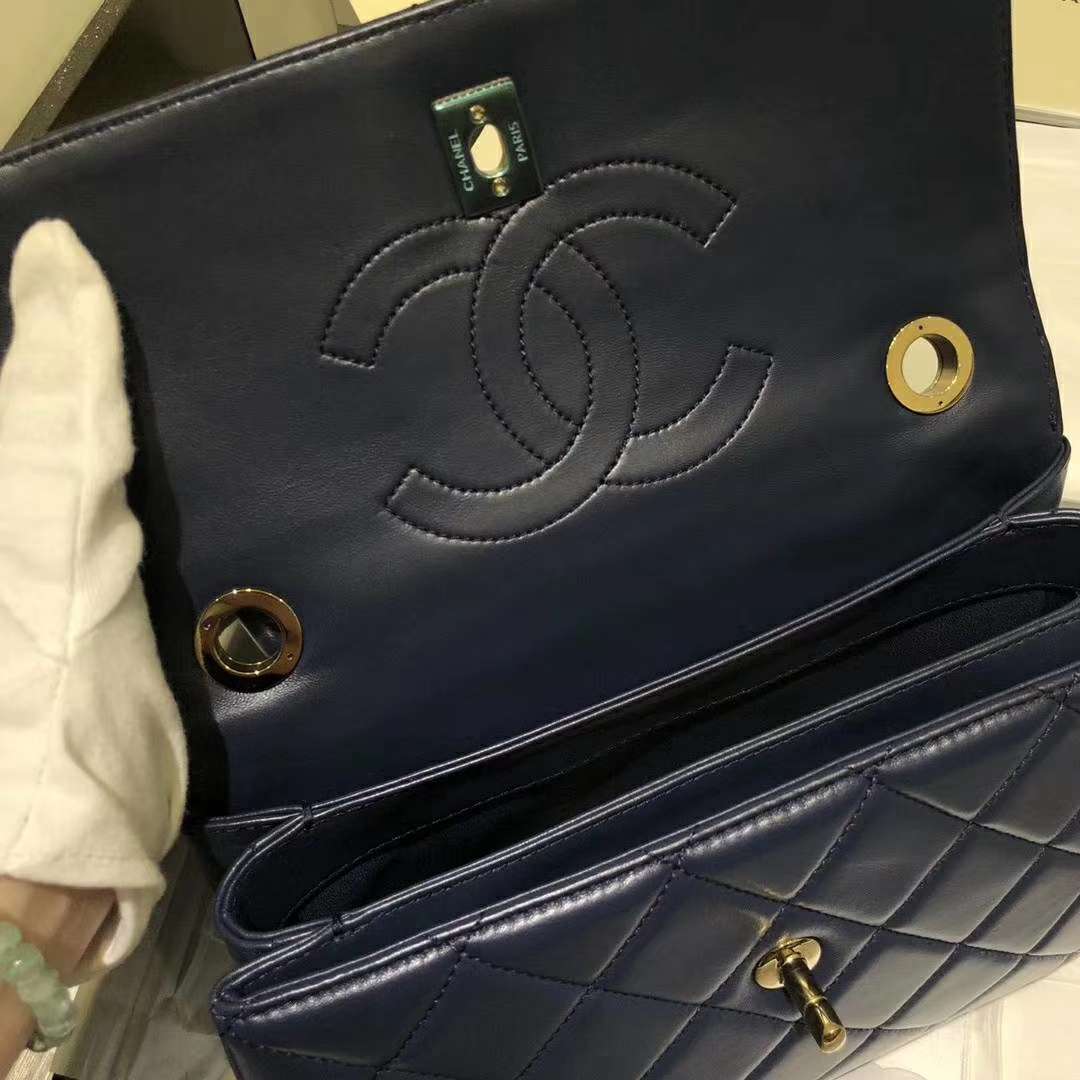 Chanel 香奈儿 Trendy CC 小羊皮 宝石蓝色 25cm 银扣（现货）