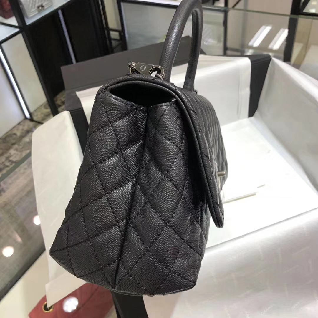 Chanel 香奈儿 CoCo Handle  28cm 进口小牛皮 球纹手柄 黑色 古银