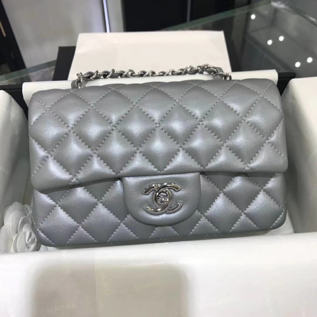 Chanel 香奈儿 CF系列  20cm 进口小羊皮 银色 银扣