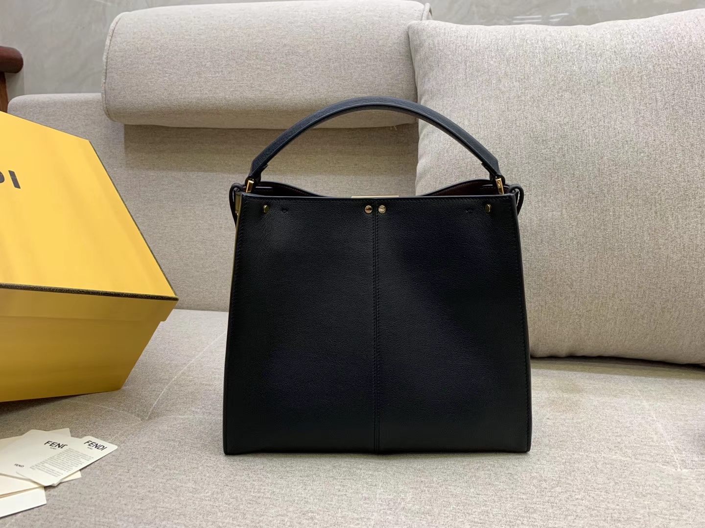 Peekaboo X-Lite 中号 最新系列 独家正品实拍 中号手袋 单手柄和可拆缷肩带