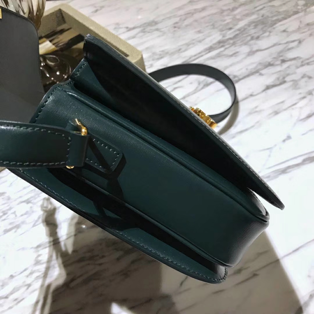 Celine 新款 花蝴蝶 中古凯旋门扣 全新Box