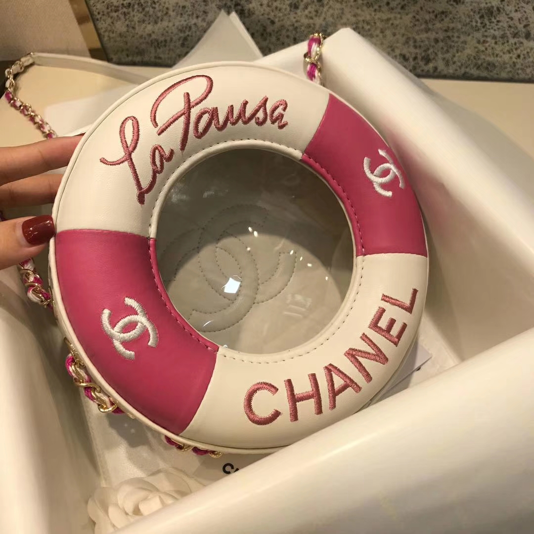 Chanel 早春度假系列 救生圈 小羊皮 拼色刺绣 17.5×6×17.5cm