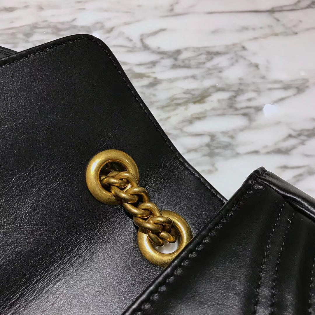 GUCCI官网同步 代购版本 原厂皮料五金打造 工艺一流 26cm 黑色