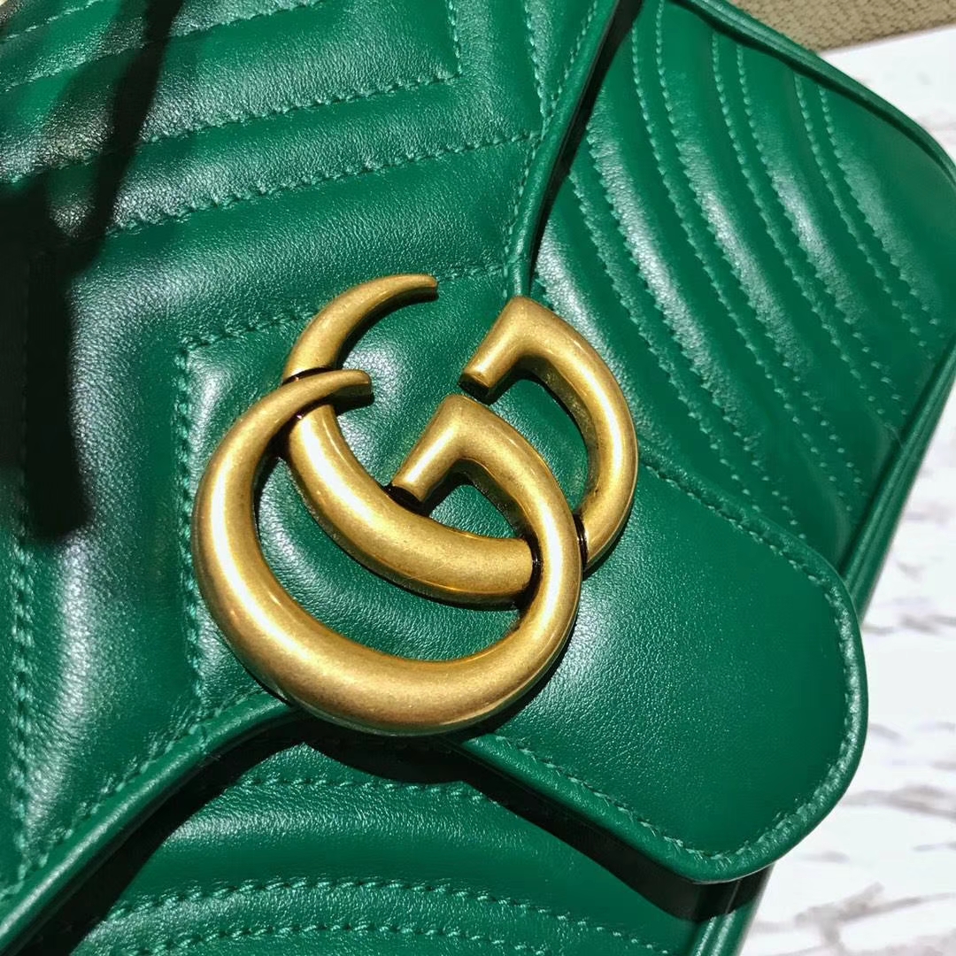 GUCCI官网同步 代购版本 原厂皮料五金打造 工艺一流 26cm 绿色