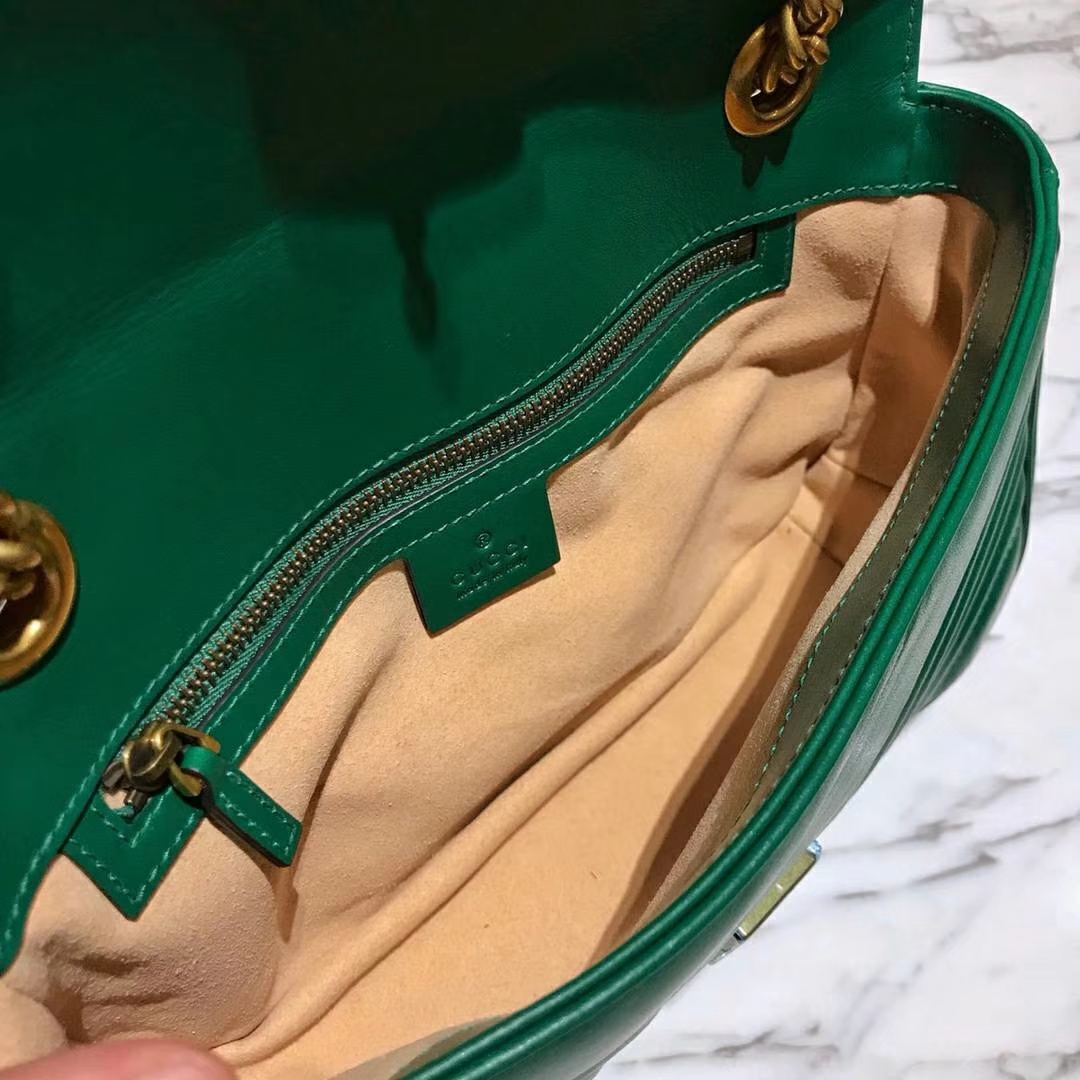 GUCCI官网同步 代购版本 原厂皮料五金打造 工艺一流 26cm 绿色