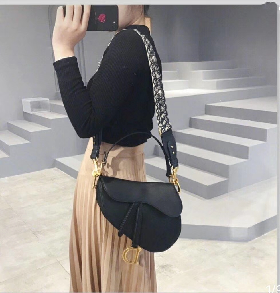 Dior 迪奥 原厂掌纹牛皮 黑色 马鞍包