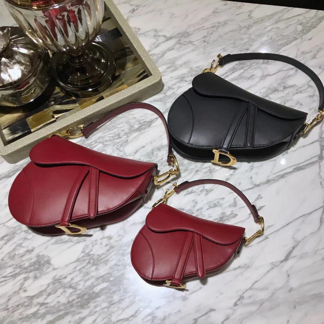 Dior 迪奥 原厂光面牛皮 红色 马鞍包