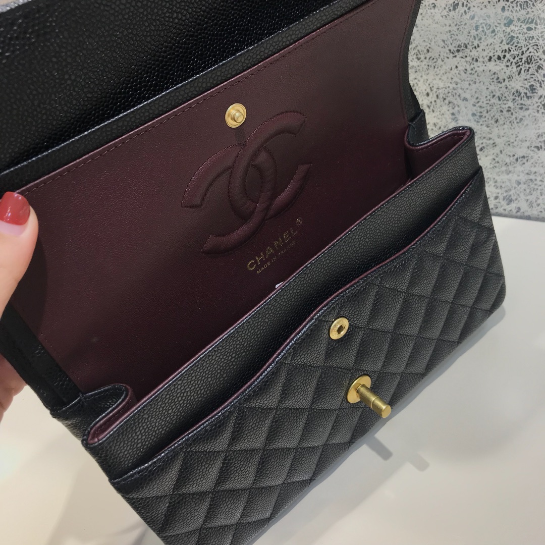 Chanel 香奈儿  Classic Flap 代购版本 25cm 进口鱼子酱 黑色 磨砂金扣