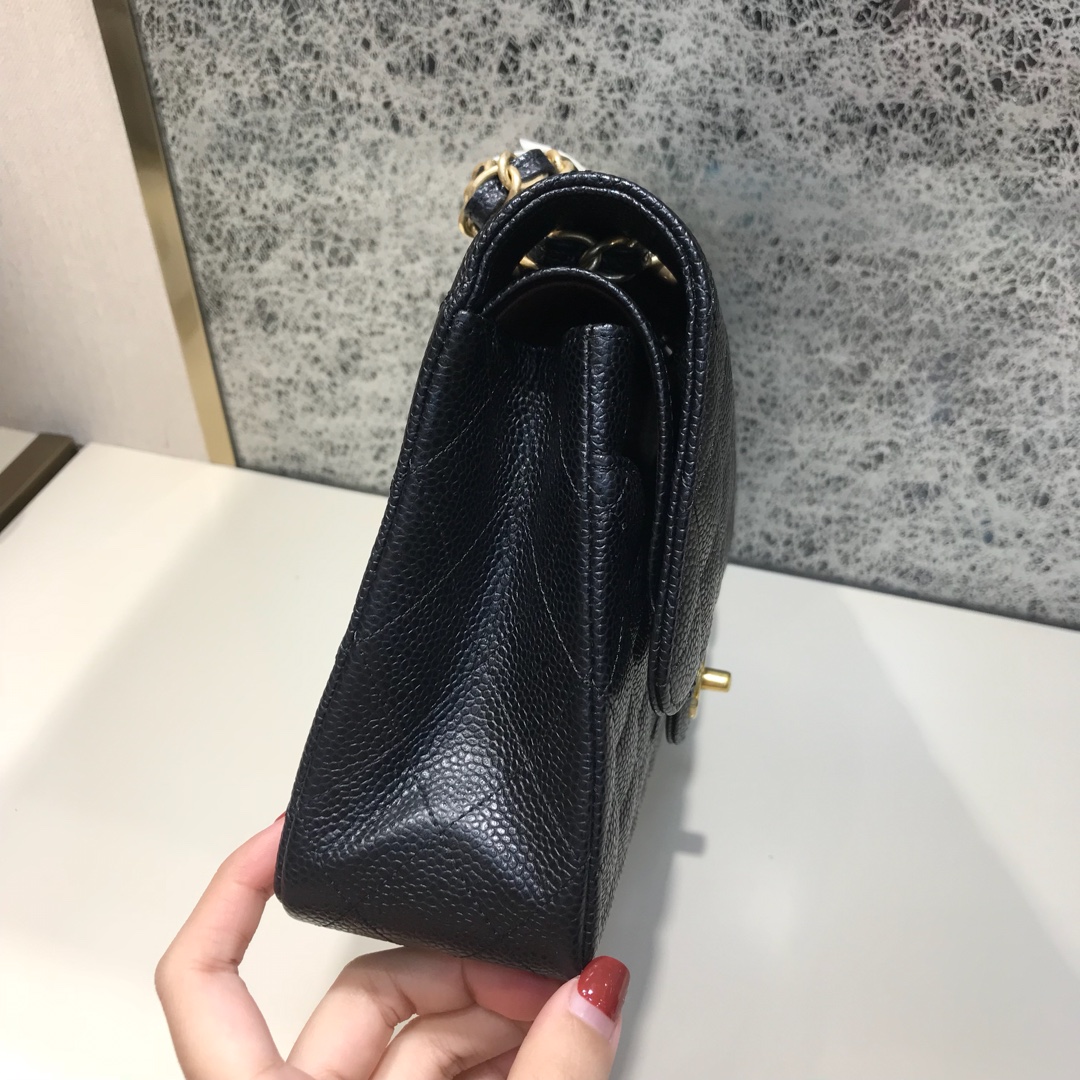 Chanel 香奈儿  Classic Flap 代购版本 25cm 进口鱼子酱 黑色 磨砂金扣