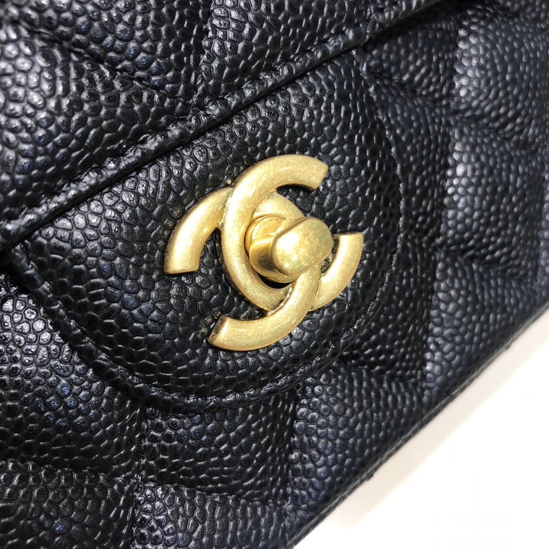Chanel 香奈儿  Classic Flap 代购版本 25cm 进口鱼子酱 黑色 磨砂金扣
