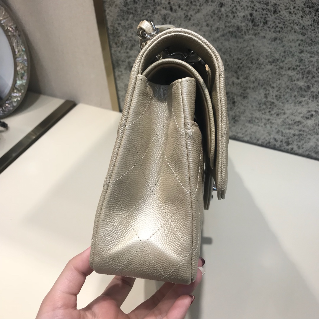 Chanel 香奈儿 Classic Flap 代购版本 25cm 进口小鱼籽酱 金色 银扣