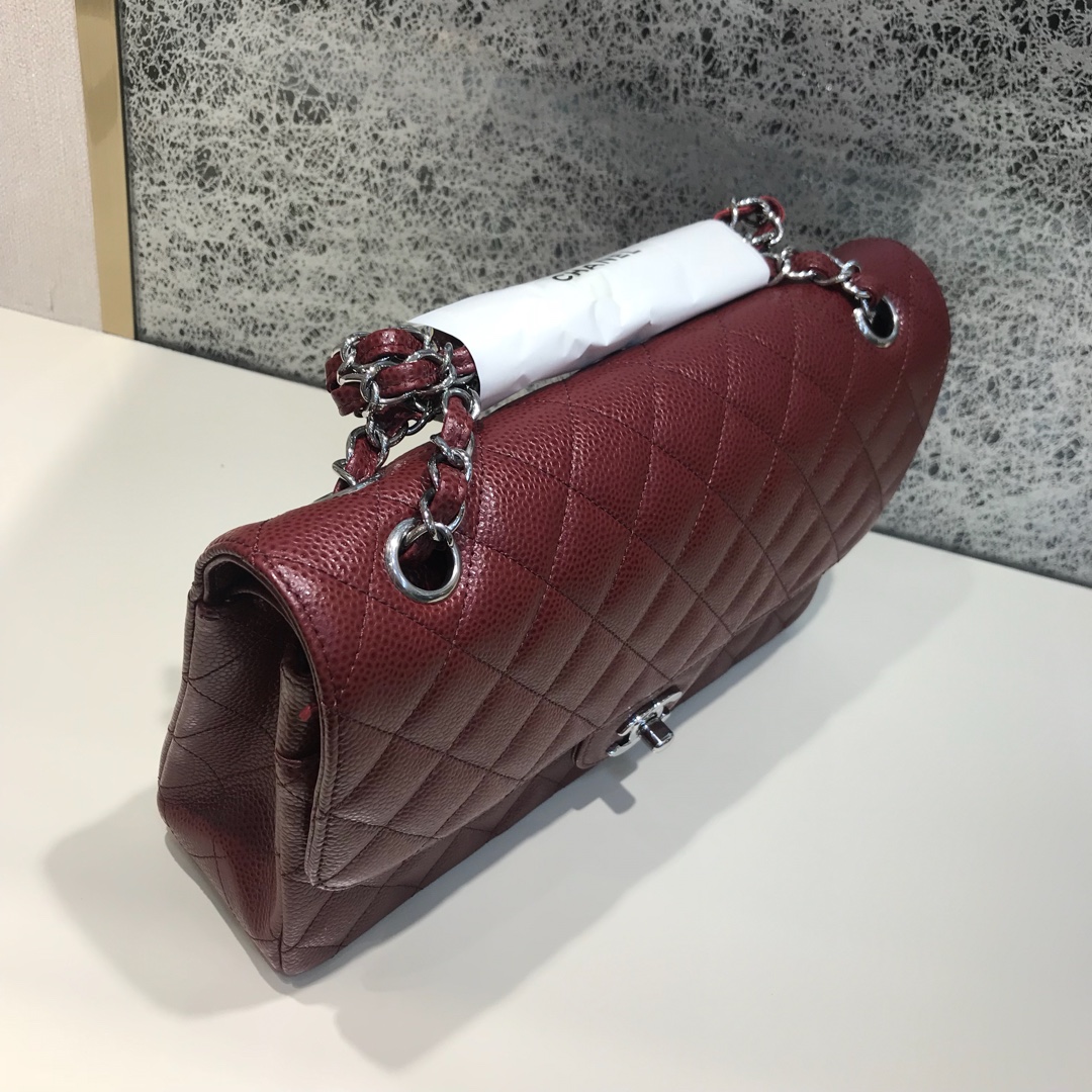 Chanel 香奈儿 Classic Flap 代购版本 25cm 进口鱼子酱 枣红色 银扣
