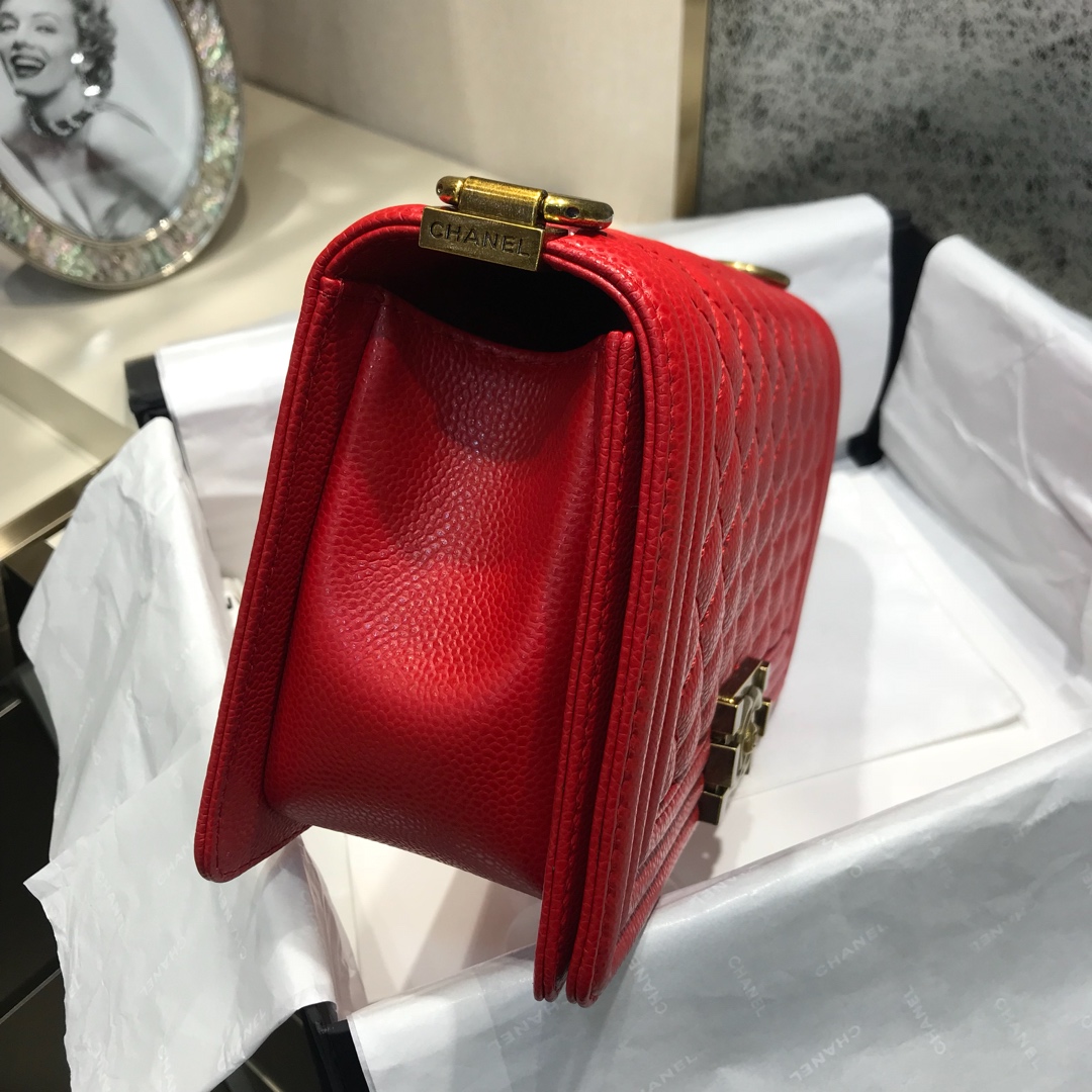 Chanel 香奈儿  Leboy 代购版 25cm 进口小牛皮 大红色 古金