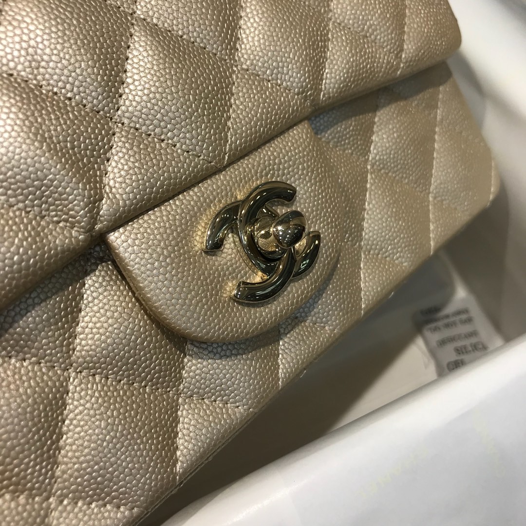 Classic Flap 代购版本 20cm 进口定制小鱼子酱 金色 金扣 进口定制皮