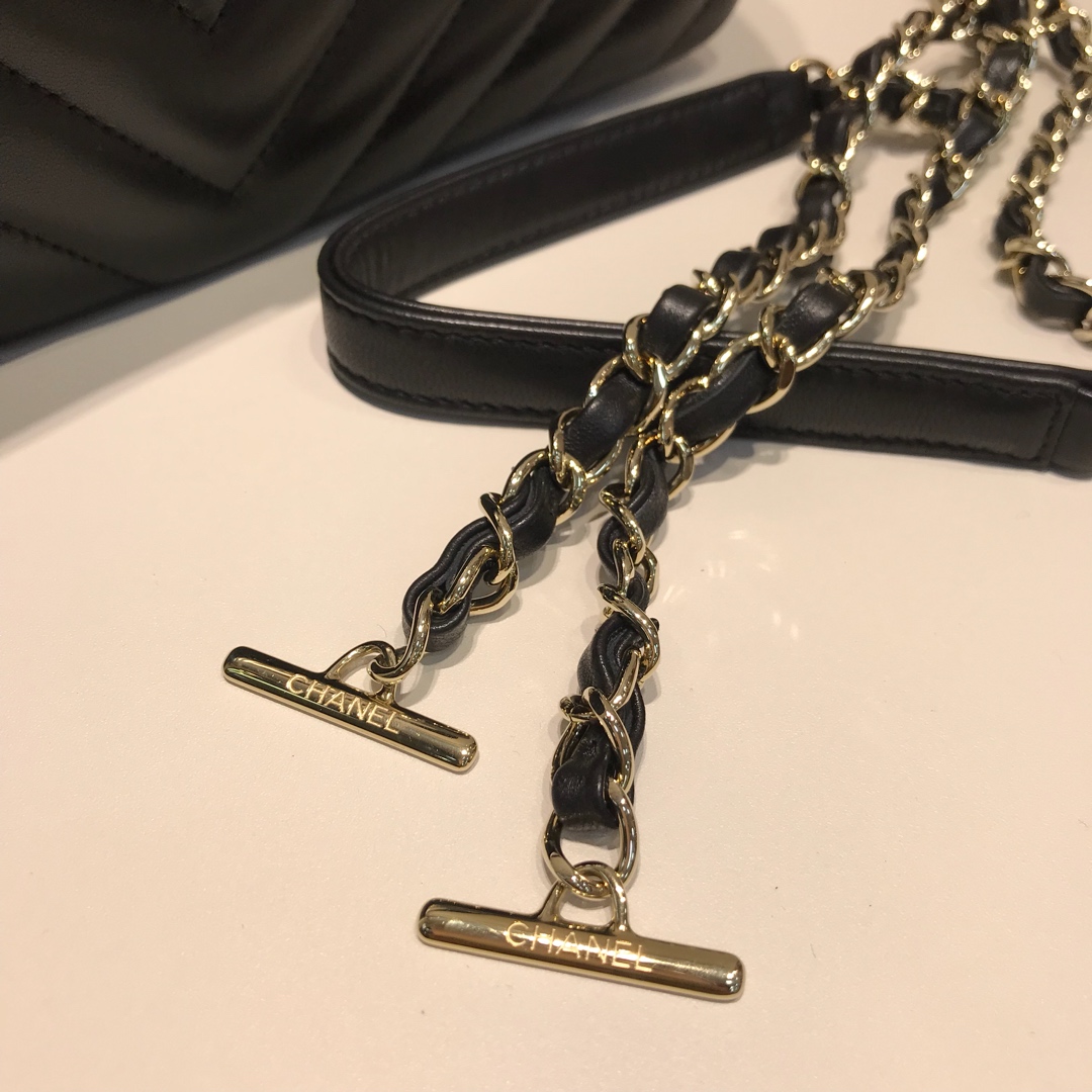 Trendy cc  代购版本 25cm 进口定制小羊皮 黑色 浅金扣