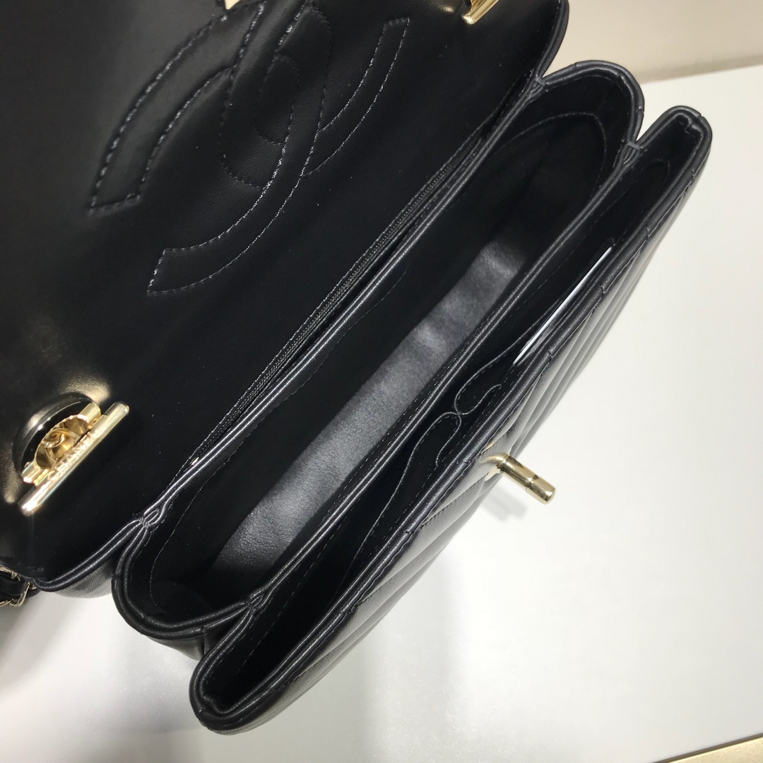 Trendy cc  代购版本 25cm 进口定制小羊皮 黑色 浅金扣