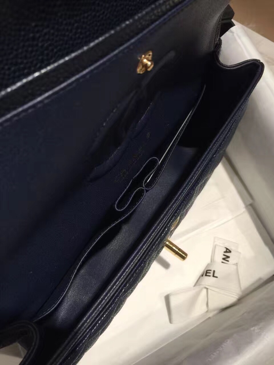 Chanel 香奈儿 Classic Flap 代购版本 25cm 进口鱼籽酱 海军蓝 金扣