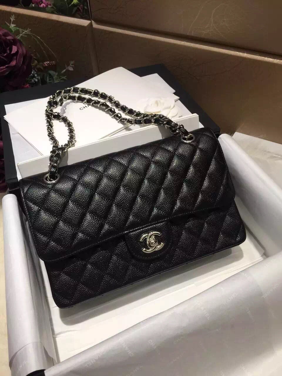 Chanel 香奈儿 Classic Flap 代购版本 25cm 进口小鱼籽酱 黑色 银扣