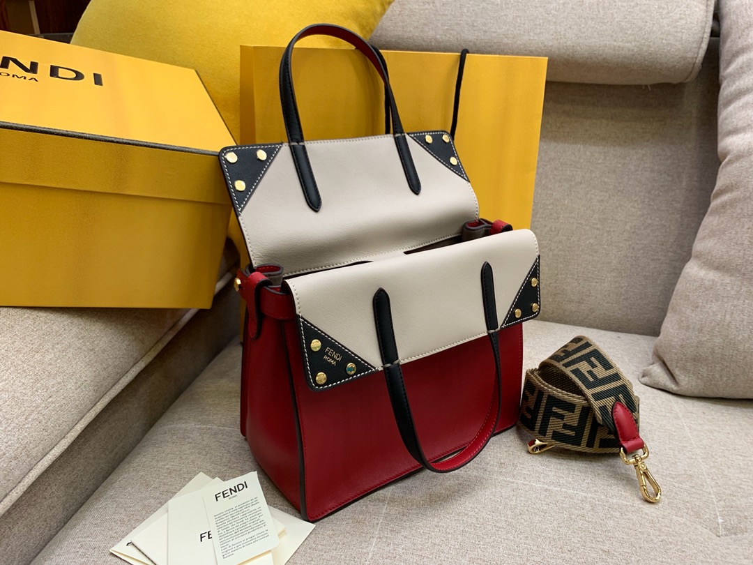 Fendi 芬迪 小号现货 Flip 手袋 25cm 8906 手提斜挎两用