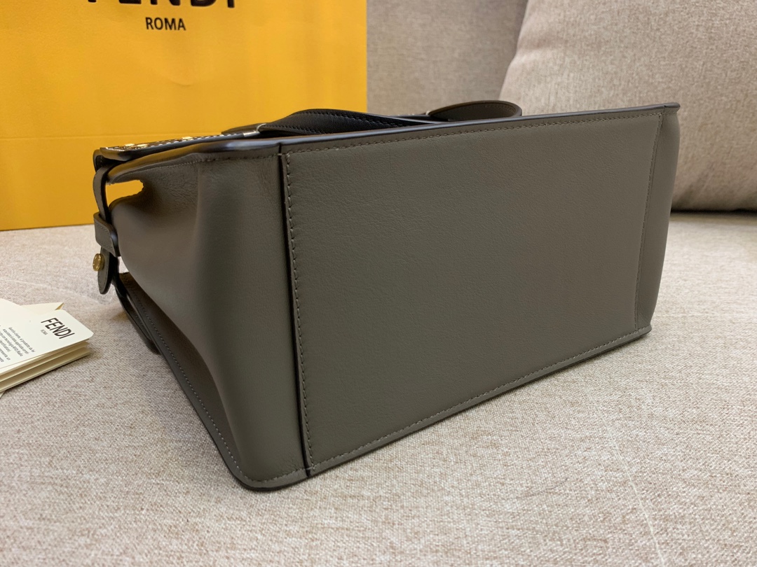 Fendi 芬迪 小号现货 Flip 手袋 25cm 8906 手提斜挎两用