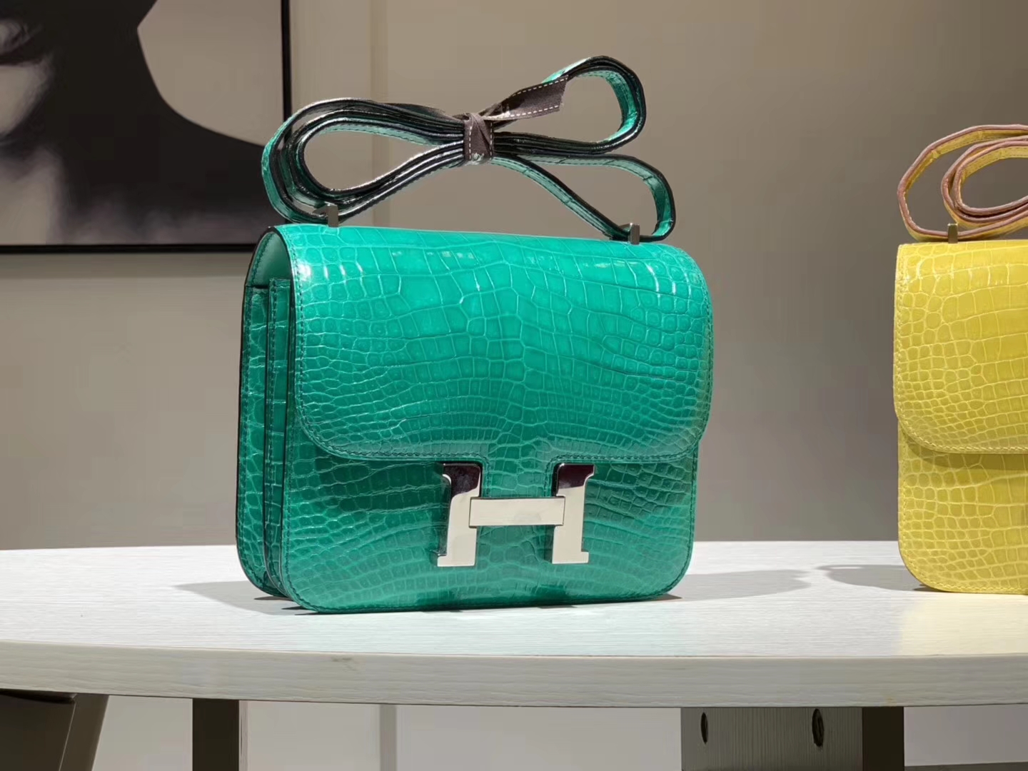 HERMES 爱马仕 Constance 19CM  鳄鱼皮 竹子绿