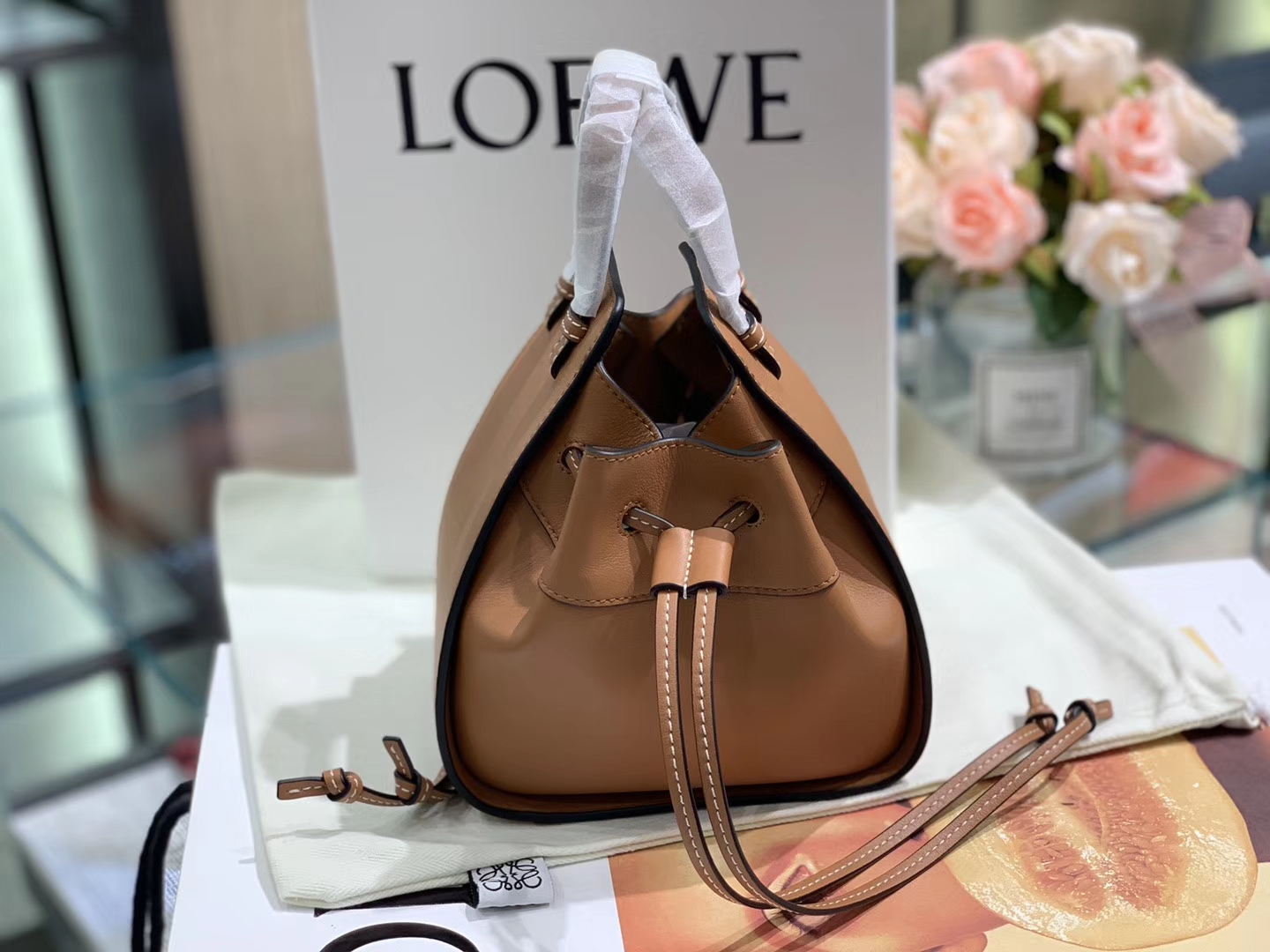 Loewe 迷你hammock 吊床包 手提包 焦糖色