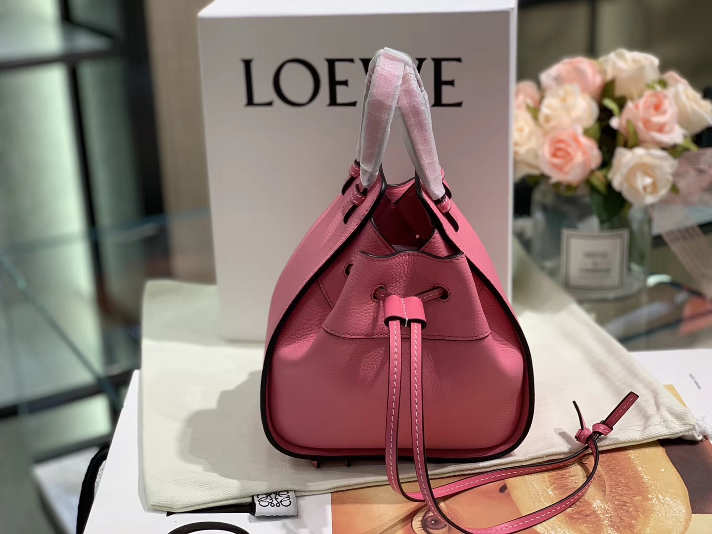 Loewe 迷你hammock 吊床包 手提包 玫红