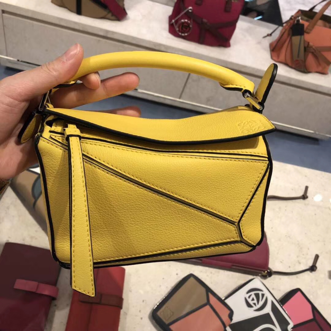 Loewe puzzle 迷你 超级跑量款 2019新色 黄色